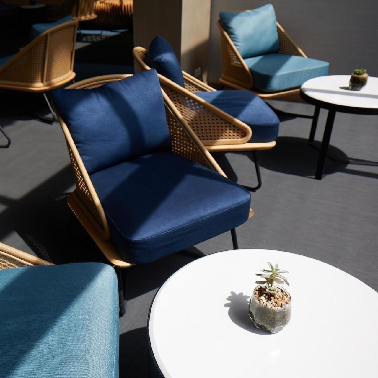 Maven Stylish Hotel HHQ Extérieur photo